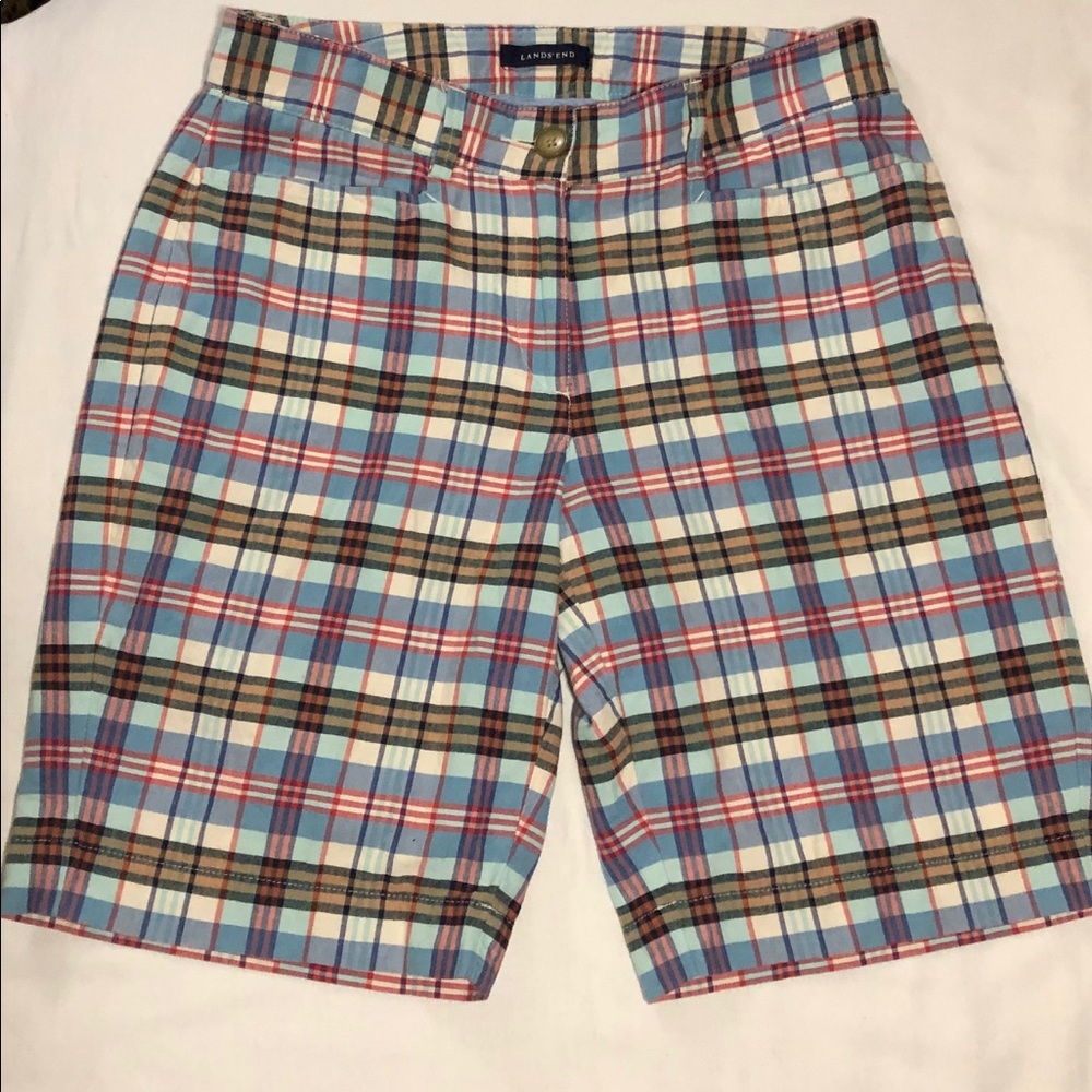 🛍Lands’ End Plaid Shorts Size 4